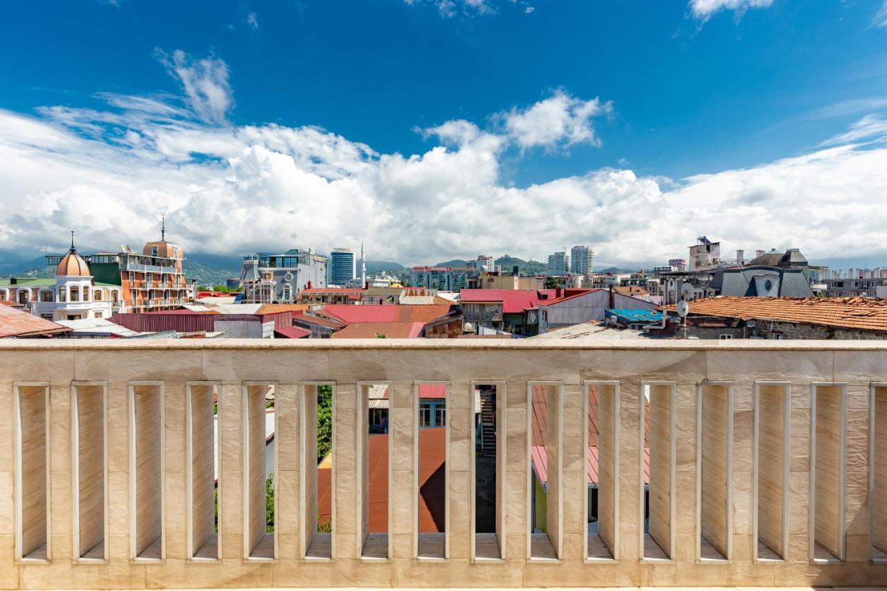 Hotel N16 Batumi Exterior foto